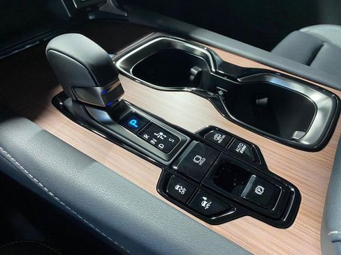 New 2026 Lexus RX 450h AWD image 23