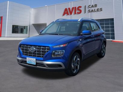 Used 2025 Hyundai Venue SEL