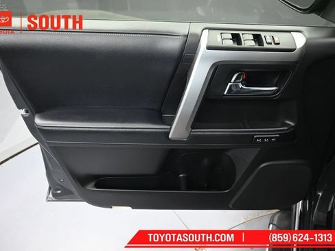 Used 2024 Toyota 4Runner Limited AWD/4WD image 26