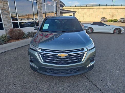 Used 2022 Chevrolet Traverse LT image 7