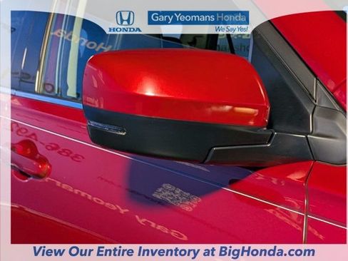 Used 2025 Honda Pilot Touring image 13