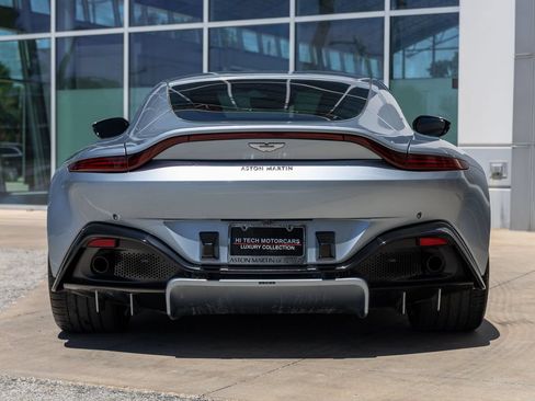 Used 2019 Aston Martin V8 Vantage Coupe RWD image 15