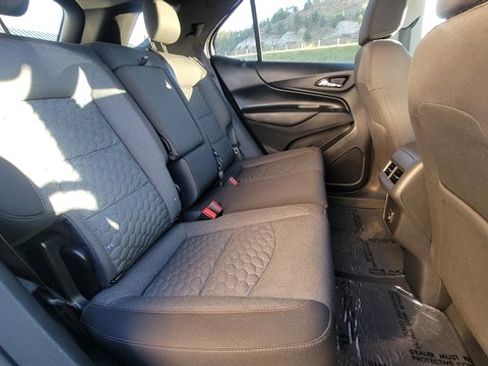 Used 2020 Chevrolet Equinox LT image 36
