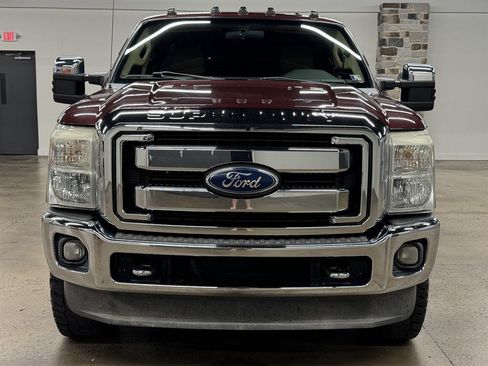 Used 2011 Ford F250 XLT w/ XLT Appearance Pkg AWD/4WD image 2