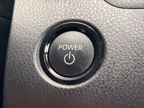 Used 2026 Toyota Camry SE AWD/4WD image 29