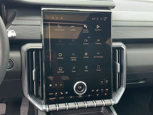 New 2026 GMC Acadia AT4 w/ Luxury Package image 18