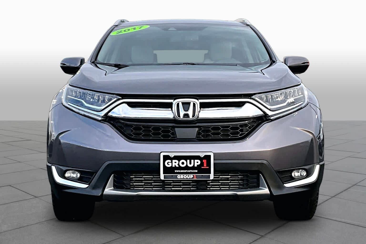 Used 2017 Honda CR-V Touring image 4