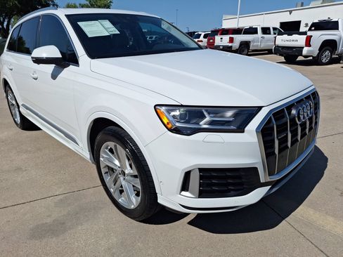 Used 2021 Audi Q7 2.0T Premium Plus w/ Premium Plus Package AWD/4WD image 8