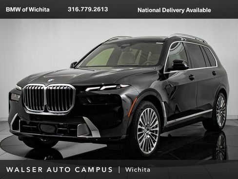 Used 2024 BMW X7 xDrive40i image 1