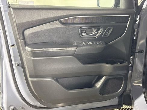 Used 2023 Honda Pilot Elite image 10