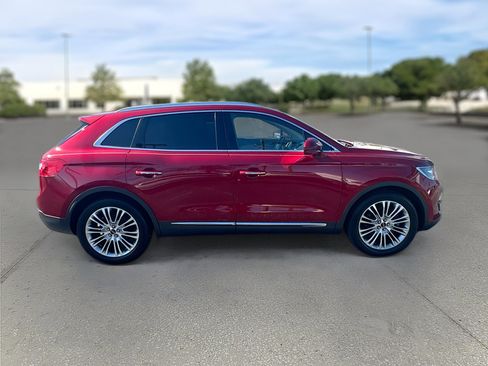 Used 2017 Lincoln MKX Reserve image 9