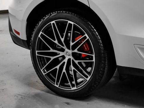 Used 2022 Porsche Macan S AWD/4WD image 49