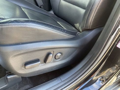 Used 2022 Kia Sportage EX w/ EX Technology Package image 9