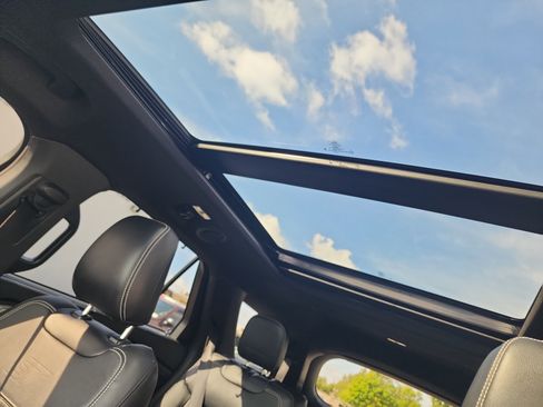 Used 2023 Ford Explorer ST w/ Equipment Group 401A image 15