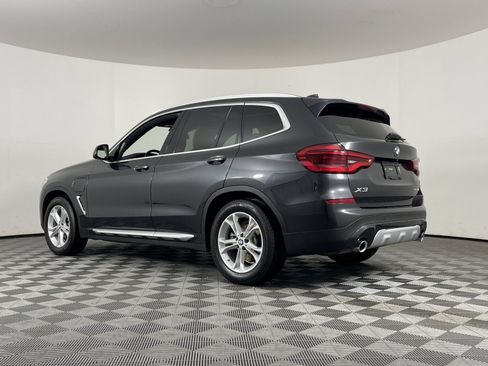 Used 2021 BMW X3 xDrive30e image 12