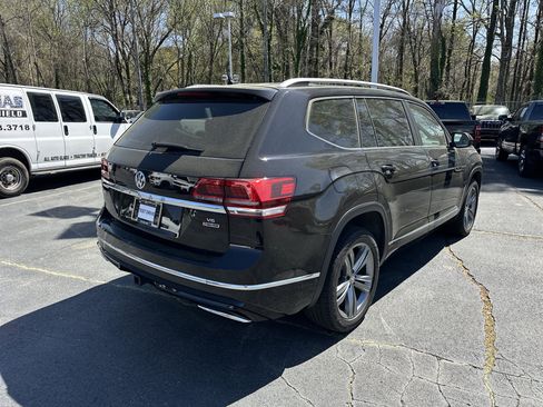 Used 2019 Volkswagen Atlas SEL R-Line image 9