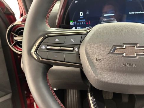 Used 2025 Chevrolet Equinox RS w/ Convenience Package III image 23