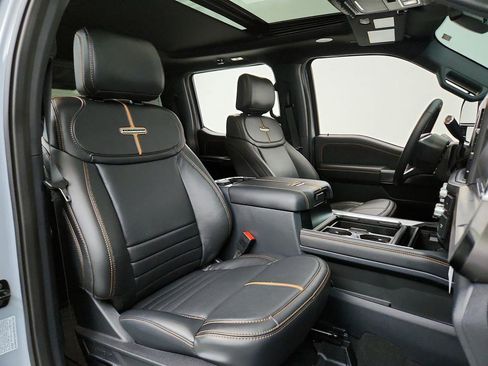 Used 2024 Ford F450 Platinum w/ FX4 Off-Road Package image 26