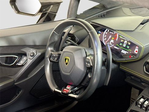 Used 2017 Lamborghini Huracan LP 610-4 image 27