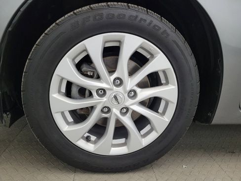 Used 2019 Nissan Sentra SV w/ All Weather Package FWD image 31