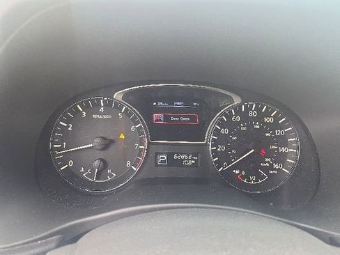 Used 2014 Nissan Pathfinder SL w/ SL Premium Package AWD/4WD image 13