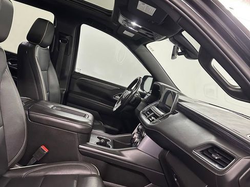 Used 2022 GMC Yukon SLT w/ SLT Premium Package AWD/4WD image 39