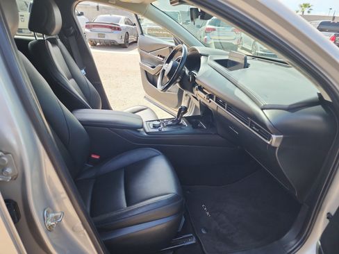 Used 2022 MAZDA CX-30 AWD 2.5 S w/ Select Package image 31