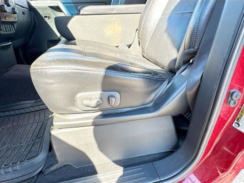 Used 2008 Nissan Titan LE w/ Tow Pkg image 31