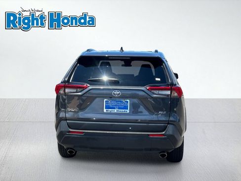 Used 2025 Toyota RAV4 XLE FWD image 10