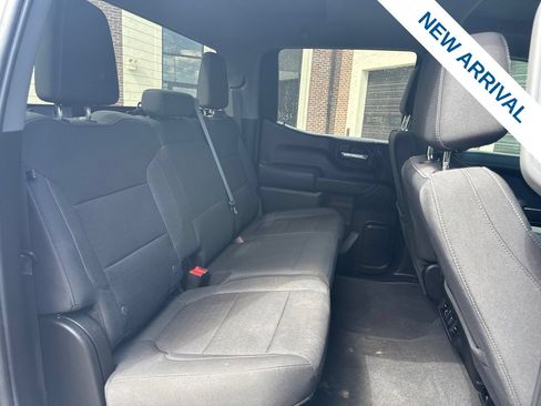 Used 2021 Chevrolet Silverado 1500 LT AWD/4WD image 11