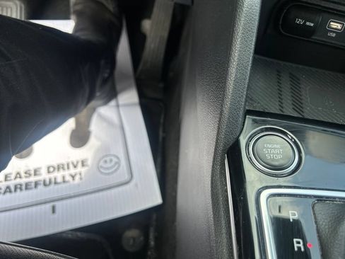 Certified 2024 Kia Sportage EX AWD/4WD image 23