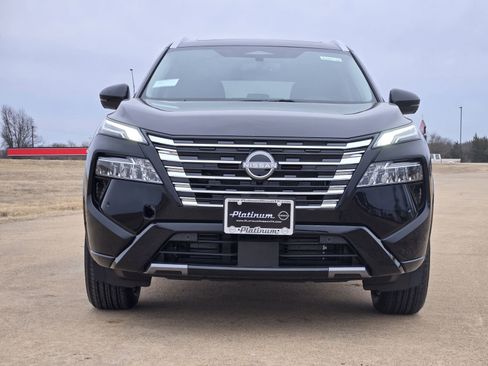 New 2026 Nissan Rogue Platinum image 6
