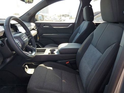 New 2026 GMC Acadia Elevation image 19