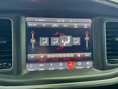 Used 2019 Dodge Charger GT image 12