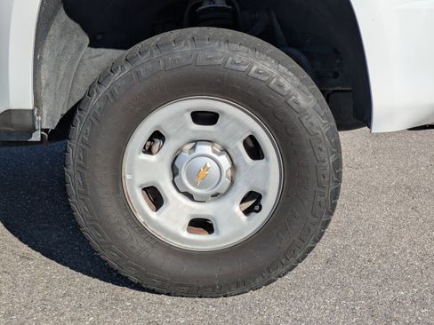 Used 2017 Chevrolet Colorado W/T w/ WT Convenience Package image 12