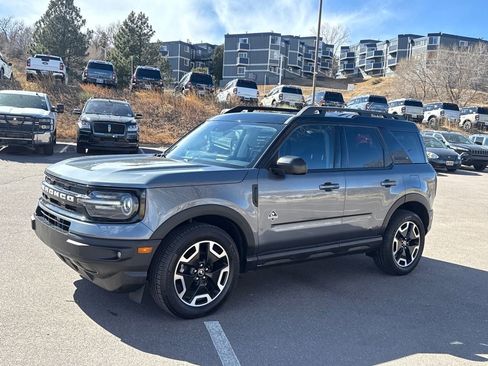 Used 2022 Ford Bronco Sport Outer Banks image 3