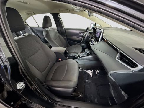 Used 2021 Toyota Corolla LE image 28