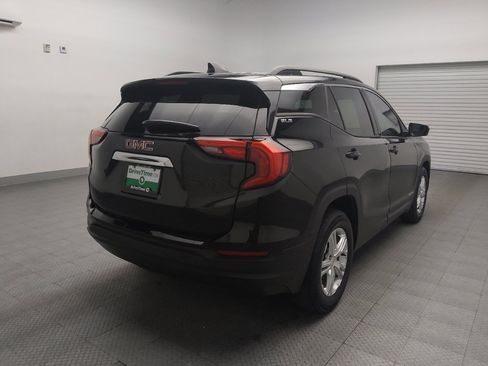 Used 2020 GMC Terrain SLE w/ Driver Convenience Package FWD image 9