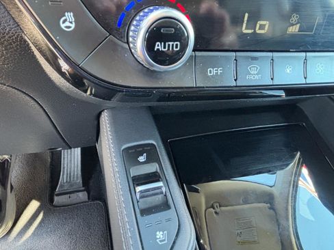 Used 2021 Kia Telluride EX image 23