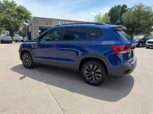 Used 2023 Volkswagen Taos S FWD image 7