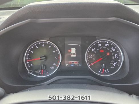 Used 2022 Toyota RAV4 LE FWD image 27
