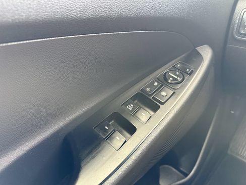 Used 2021 Hyundai Tucson SE FWD image 20