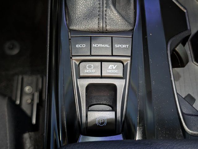 Used 2025 Toyota Camry LE FWD image 21