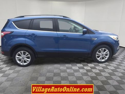 Used 2017 Ford Escape SE w/ Equipment Group 201A image 15