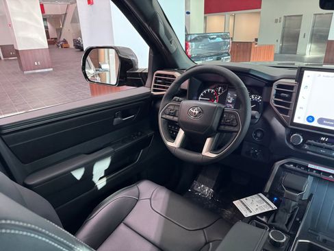 New 2026 Toyota Tundra SR5 AWD/4WD image 39