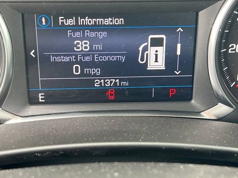 Certified 2023 GMC Terrain SLE w/ Driver Convenience Package AWD/4WD image 16