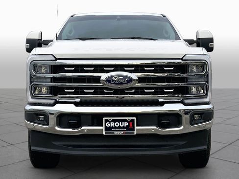 Used 2023 Ford F250 Lariat w/ Lariat Ultimate Package AWD/4WD image 4