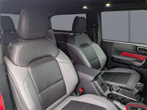 Used 2023 Ford Bronco Black Diamond image 14