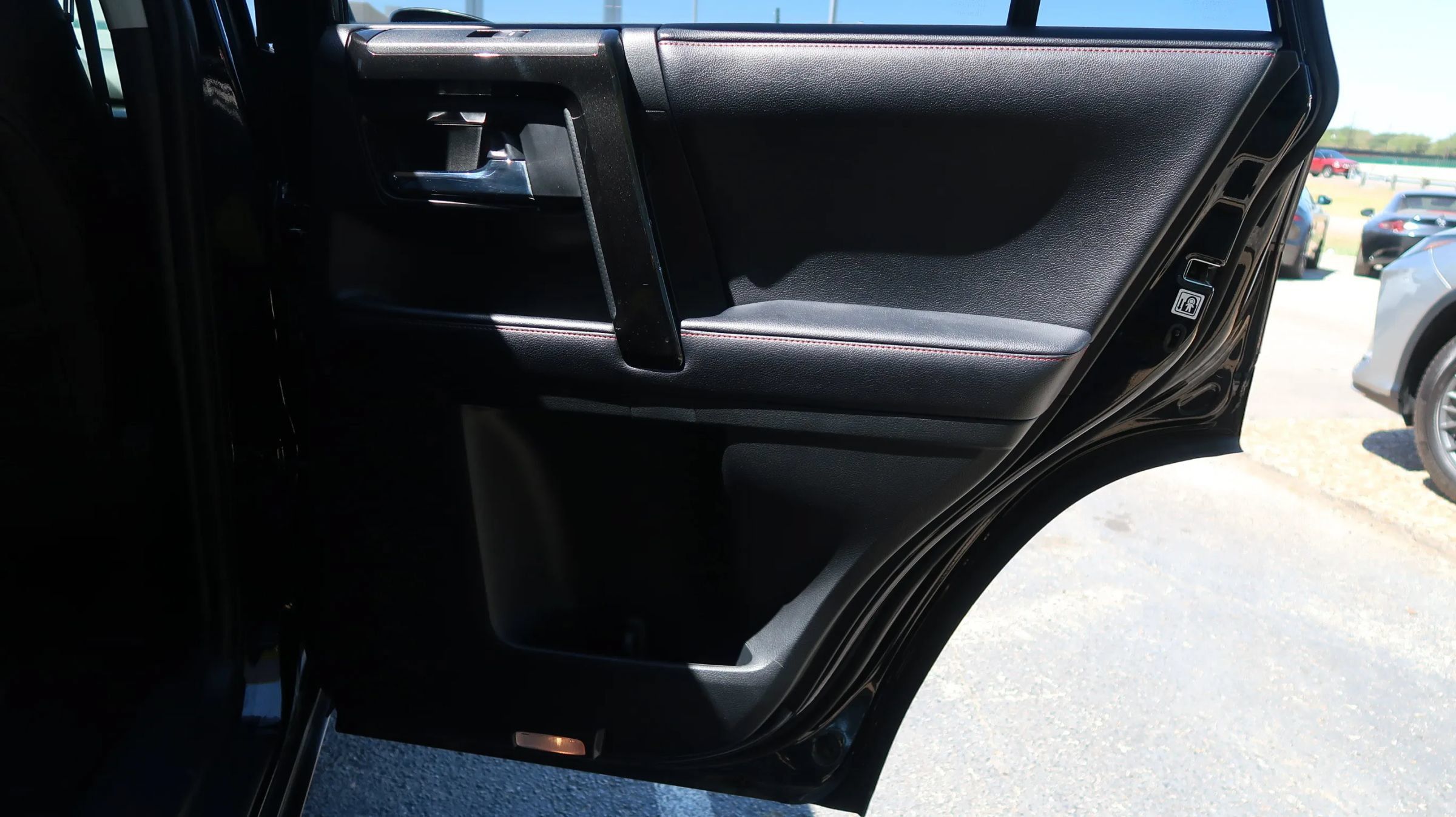 Used 2019 Toyota 4Runner TRD Off-Road Premium AWD/4WD image 49