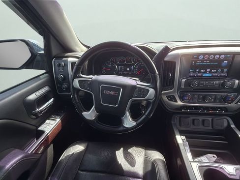 Used 2018 GMC Sierra 1500 SLT AWD/4WD image 19